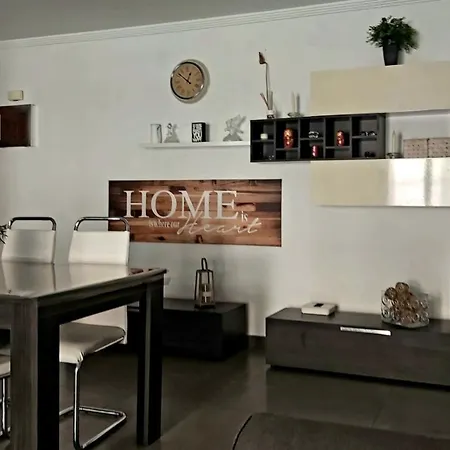 Sara Vacations Apartman *